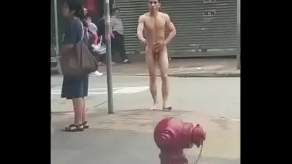 Nya nude guy walking in public coola filmer