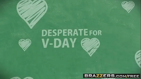 新しいブラザーズ-学校での巨乳-ブランディ・ラヴとルーカス・フロストが主演するV-Dayディックシーンに必死クールな映画
