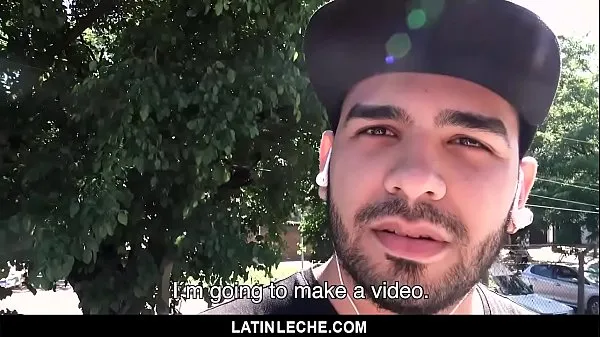 Novos LatinLeche - Scruffy Stud entra em um filme pornô gay-for-Pay filmes legais