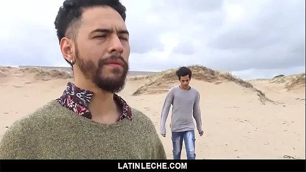 Nuovi Cute Latino Boy Pleasures A Stud's Thick Cock By The Beach fantastici film