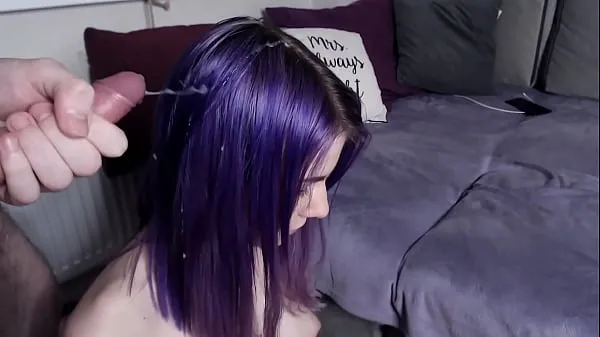 ใหม่ Blowjob & he cums in her beautiful purple hair หนังเย็น