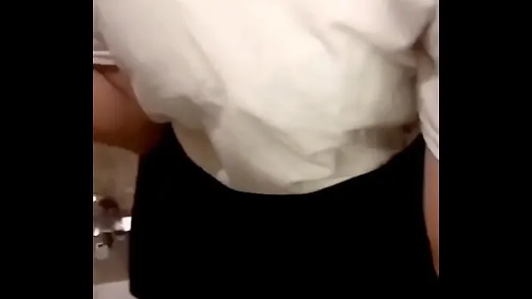 新しいスクエアの男子バスルームにハメられちゃいました!!公然セックス！メキシコの2人の生徒は学校に進学せず、公衆トイレに行きますクールな映画
