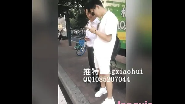 Yeni 浪小辉老师公交车站勾搭打工人拉回酒店与另外一位骚零一起配种 - 一 harika Filmler