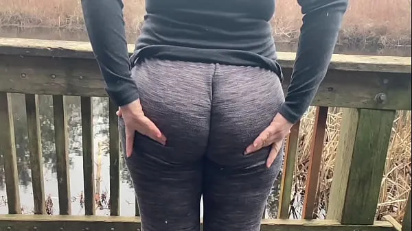 Succulent Booty Wedgie On Public Place Film keren baru