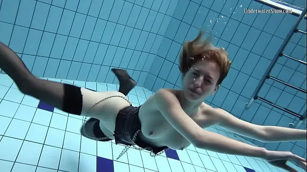 Nowe Floating in the swimming pool nude Anettafajne filmy