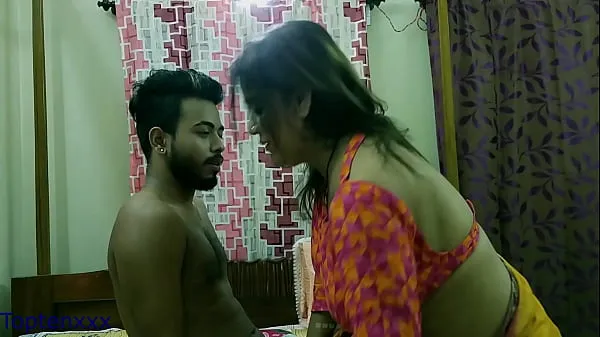 Új Bengali Milf Aunty vs boy!! Give house Rent or fuck me now!!! with bangla audio klassz filmek