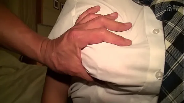 Yeni Gカップ巨乳褐色肌JKとハメ撮りセックス。彼女はビッチな見た目に反して実は恥ずかしがり屋。後背位や騎乗位セックスでイキまくり harika Filmler