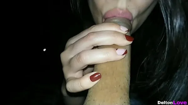 新我的嫂子在我女朋友不在的时候去我的房间，她吮吸我直到我在她丰满的嘴里射精酷电影