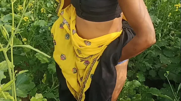 Nowe Mamta went to the mustard field, her husband got a chance to fuck her, clear Hindi voice outdoorfajne filmy