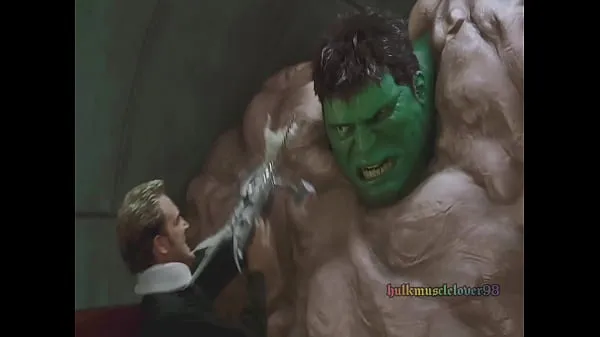 Hulk 2003 Gay Porn - Hulk Water Tank Transformation - Hulk Fetish Filem hebat baharu