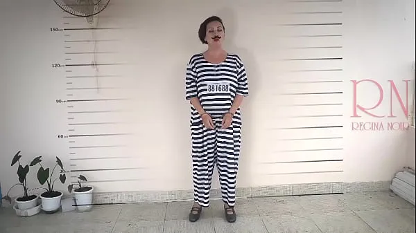 新在监狱里拍照。 被拘留的女士是监狱的囚犯。 她被要求在镜头前脱衣服。 角色扮演。 完整视频 在监狱里，女性被要求脱衣服拍照。 他们别无选择。 他们打扮得很滑稽。 并滑稽地脱光衣服。 女囚犯被要求脱光衣服，以换取在监狱中的良好服务。 一些母 同意在监狱长面前赤身裸体来获取食物。 监狱，监狱长，长袍，屈辱，统治，惩罚，惩罚，顺从，现实，偷窥者，偷窥者，奴隶，手无寸铁，欺侮，警察，警官，官员，手镯，刑事，小偷酷电影