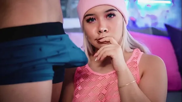 Nové Colombian blonde loves sucking her stepbrother's cock live skvělé filmy