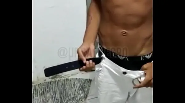 Novos Ganhei presente dos meus pequenos mas o que eu queria mesmo era ver um comendo o cu do outro e CONSEGUI!!! COMPLETO EM VERMELHO filmes legais