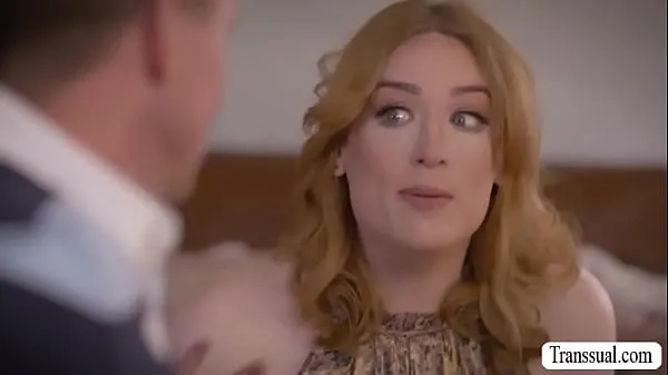 Nové Straight dude and his TS stepsister are on the bed kissing each that,they bareback fuck each others ass so deep and hard skvělé filmy