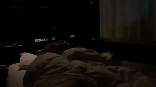 新一对热爱性爱的夫妻。 我的妻子是日本最性感的女演员。我们喜欢原始、中出、舔阴、无尽、卡通、六十九。东京、大阪、京都、北海道酷电影