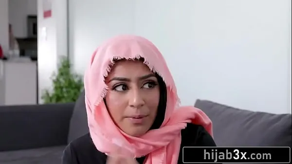 Uusia Hot Muslim Teen Must Suck & Fuck Neighbor To Keep Her Secret (Binky Beaz siistejä elokuvia