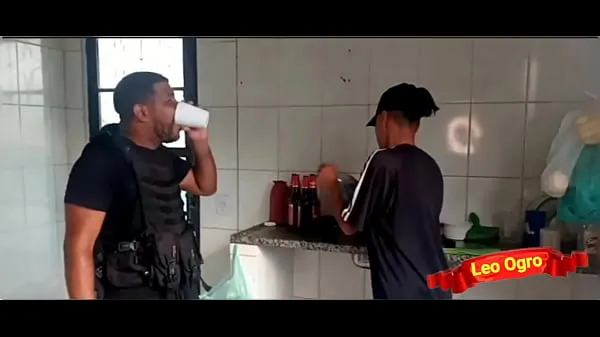 Padrasto Aproveita enteada lésbica na cozinha e louco com sua bundaأفلام رائعة جديدة