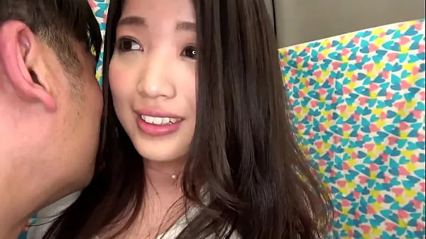 新她在做愛時無法停止移動！ 美優是一位黑髮清純的酒吧服務員！！ 夢想著東京，她來到了東京。 順便說一句，她有很多性經歷酷电影