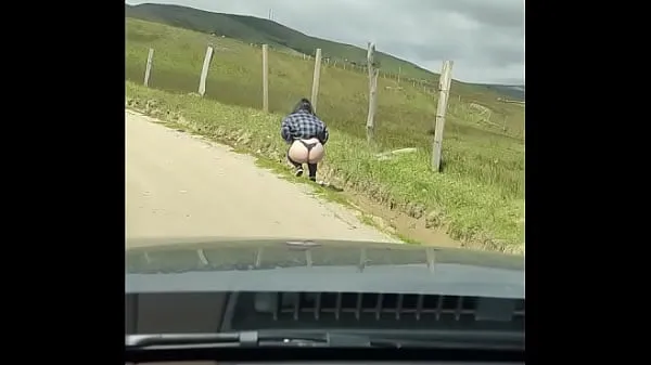 नई hitchhiking on the highway शानदार फिल्में