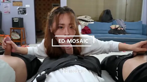 新EDEA-273慧慧是彩妝師助理，偶然的機會下當了男優暖機手，一不小心就下海了！結果把三位神鳥特工榨乾了！無碼性愛影片酷电影