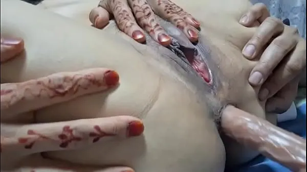ใหม่ Pakistani husband sucking and play with dildo with nasreen anal and pussy หนังเย็น