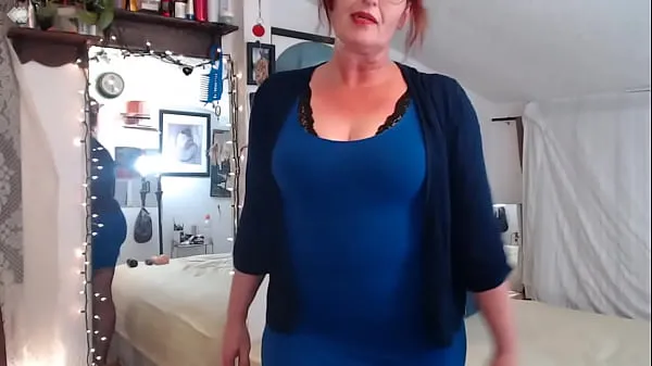 新Miss Skye is teaching sex ed this term. Class is in session. Who wants to be my special helper酷电影