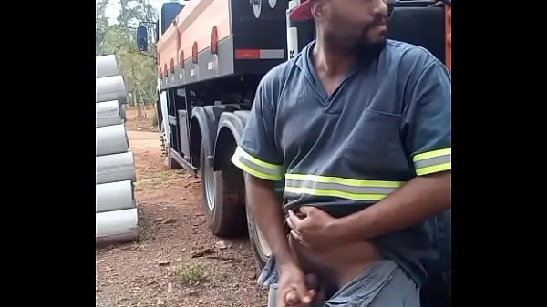 New Worker Masturbating on Construction Site Hidden Behind the Company Truck cool Movies