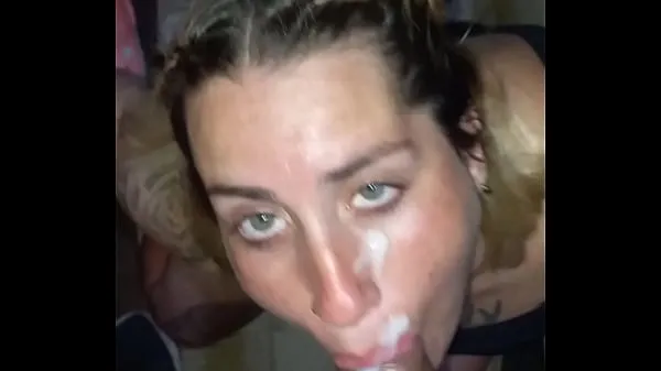 Nya little bitch sucks it all and receives all the milk on her face coola filmer