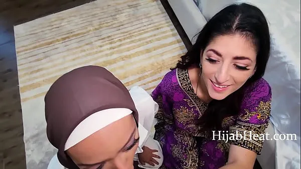 نئی OMG.. You Guys Are Taking Too Long.. Lets Expedite This | HijabHeat زبردست فلمیں