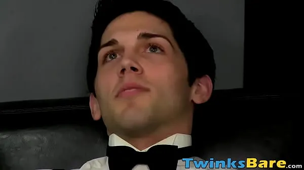 Yeni Aiden, Giovanni and Kyler are definitely on board and these three horny twinks fuck every last ounce of virginity out of each other! Download more videos now! It's only a click away at harika Filmler